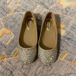 🔖NWOT Girls Gold Sparkle Flats with Rhinestones